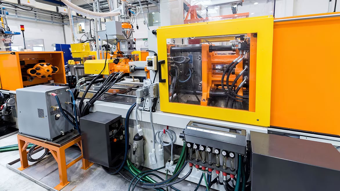 Critical Chilling: How Glycol Chillers Ensure Product Quality in Plastic Injection Molding