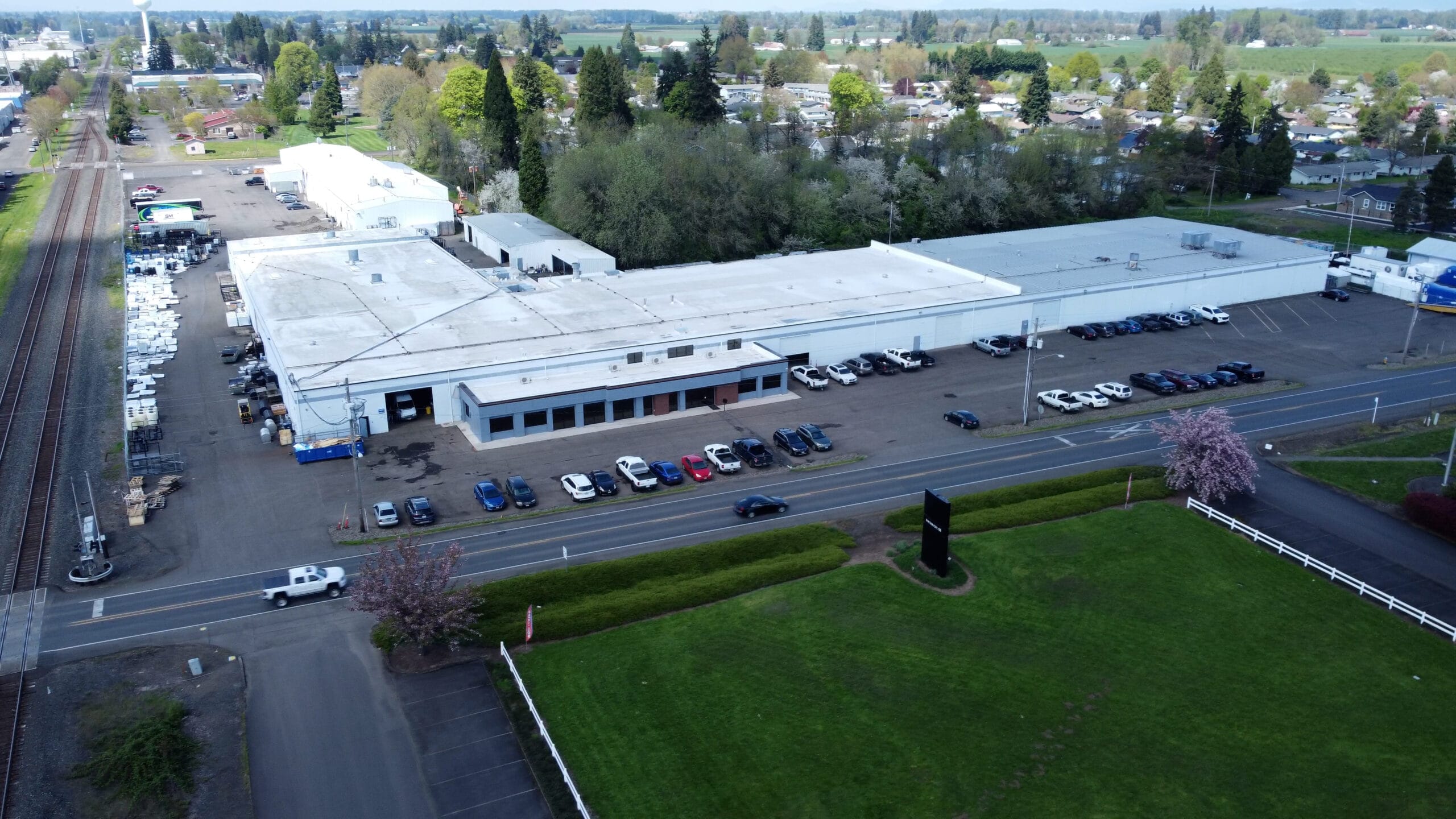 G&D Chillers Expands Manufacturing and R&D Facilities with NEW Larger Facility in Junction City, Ore